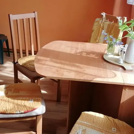 Apartamento Plně Vybavený 2+1byt S Balkonem A Kójí Pro Kola A Lyže. *